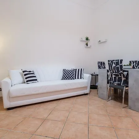 Skip Intro Apartment Taormina *